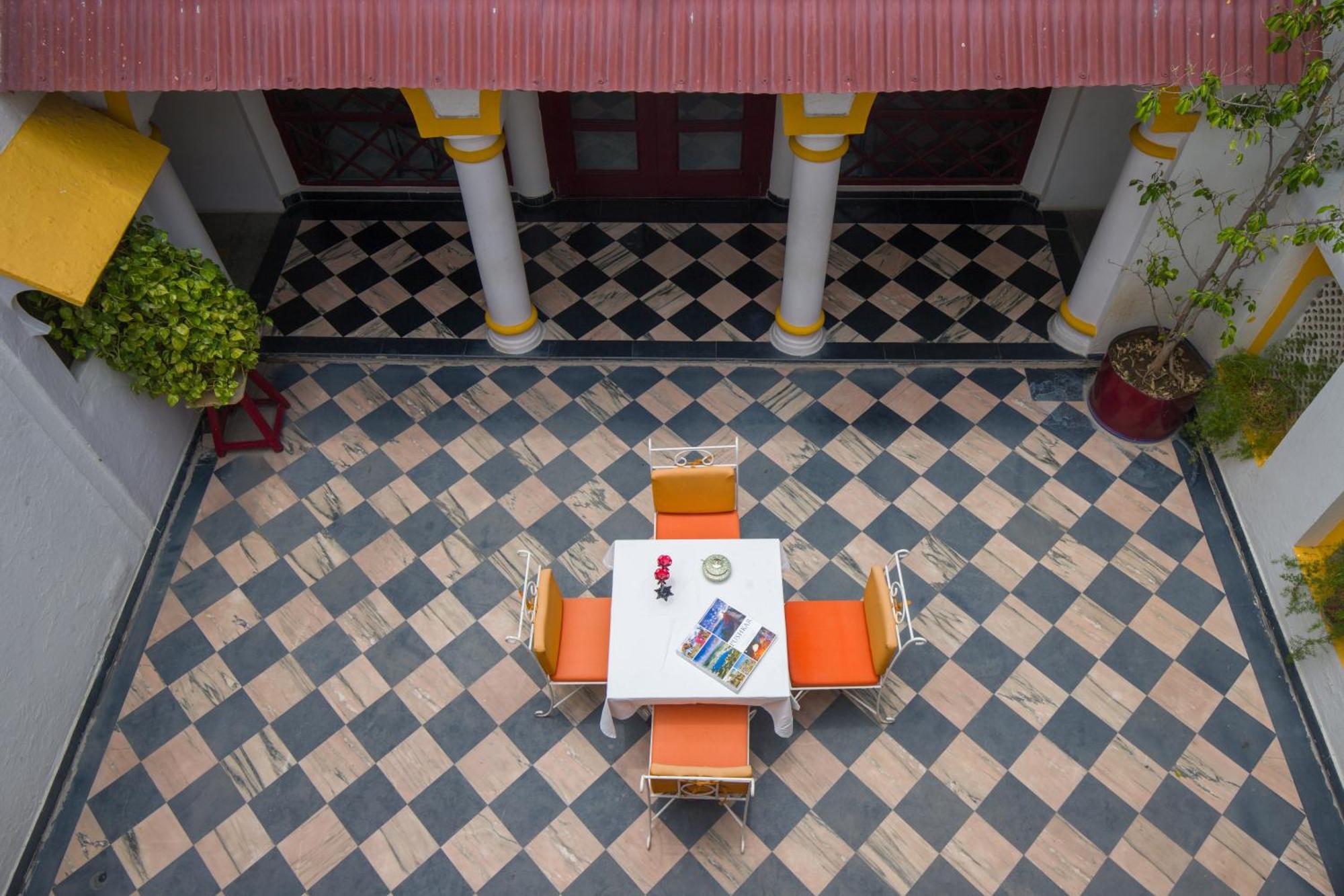Bedla House- Boutique Heritage Homestay Udaipur Bagian luar foto