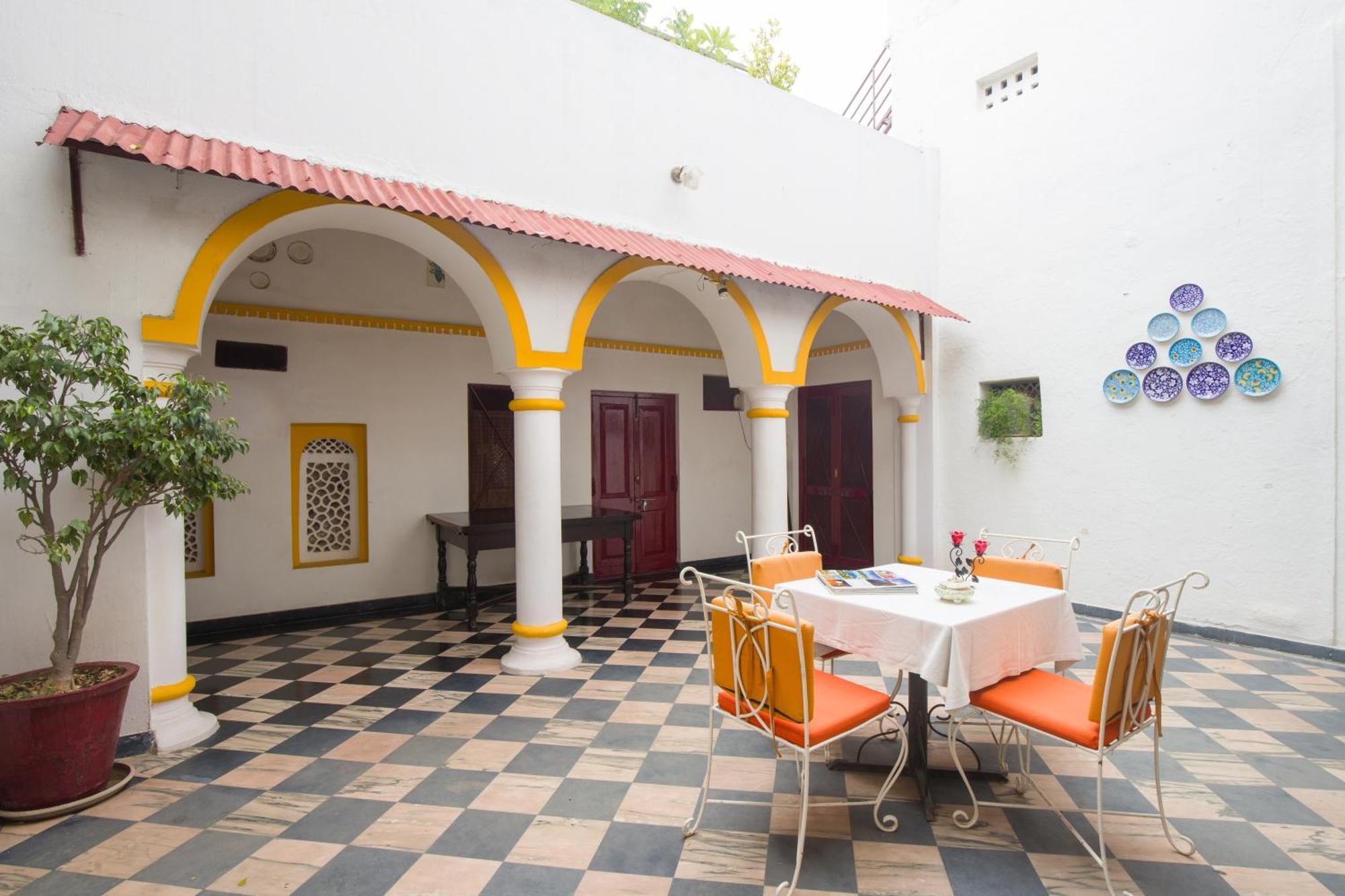 Bedla House- Boutique Heritage Homestay Udaipur Bagian luar foto